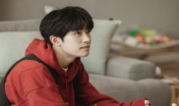 易烊千玺待播电影爆料最新,神秘角色引期待